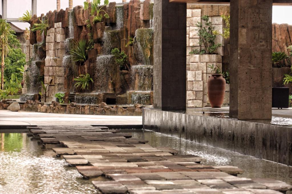 5 Ốc Đảo Sang Chảnh Ở Seminyak Bali: Sống Ảo Quên Lối Về!